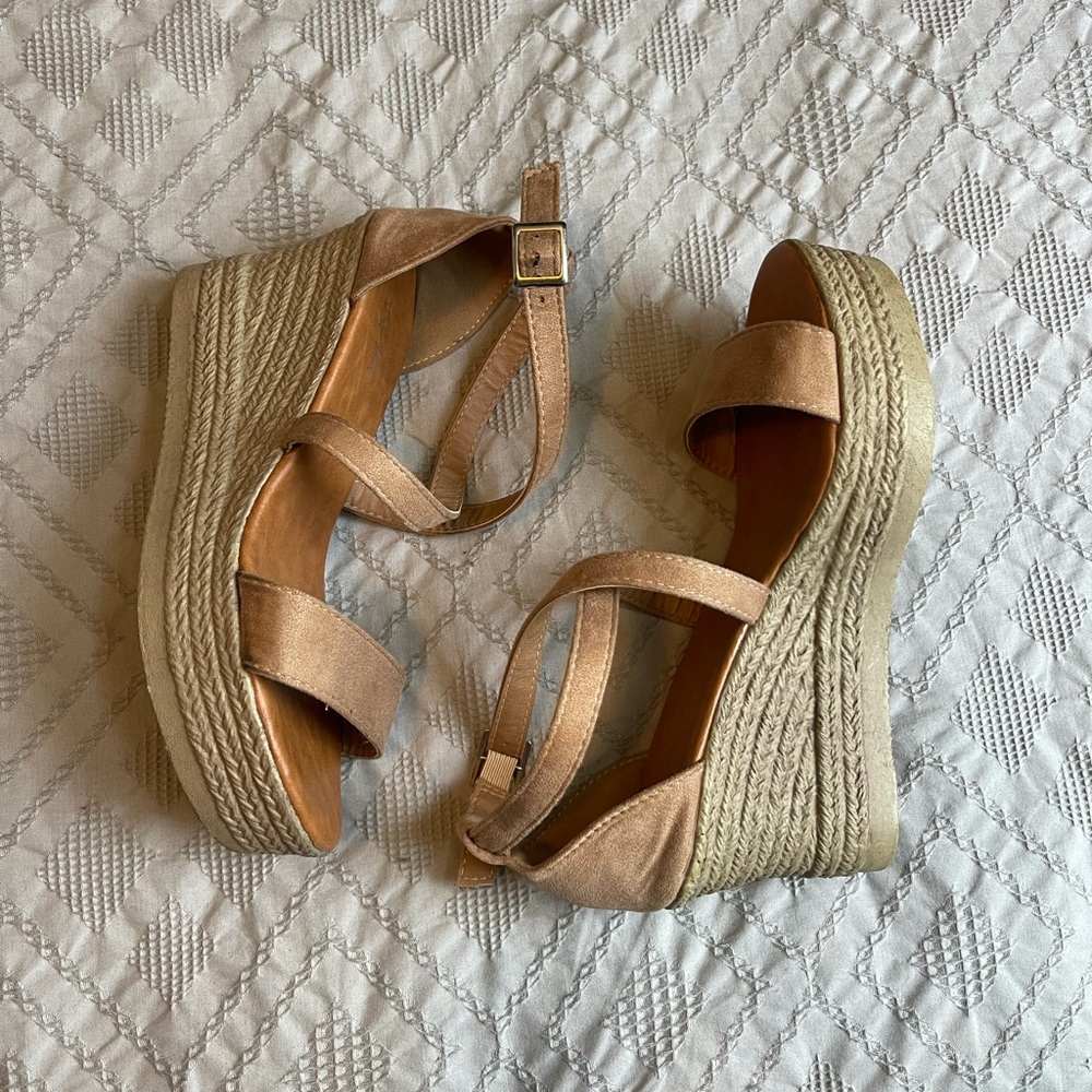 Espadrille wedges